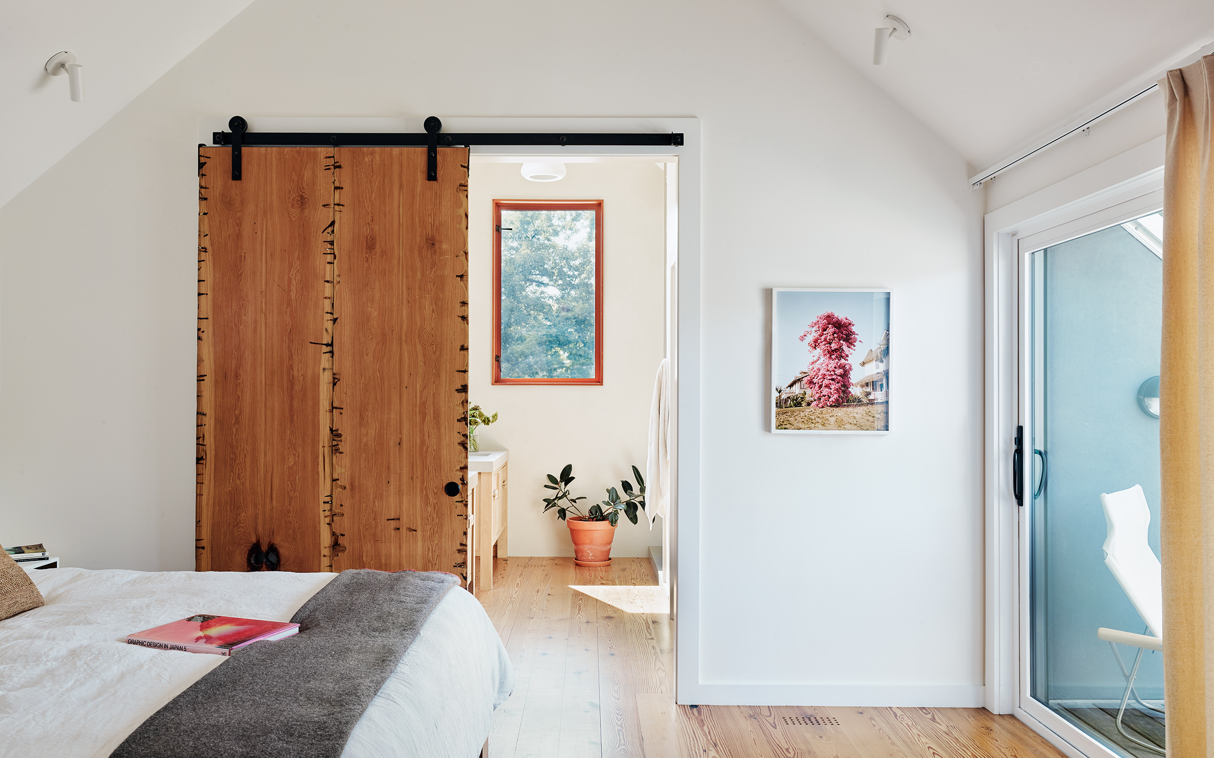 Go Inside a Marfa Modern Home in East Austin – Texas Monthly
