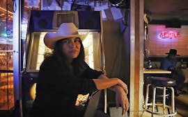 Monica ortiz in la perla, Austin, Texas