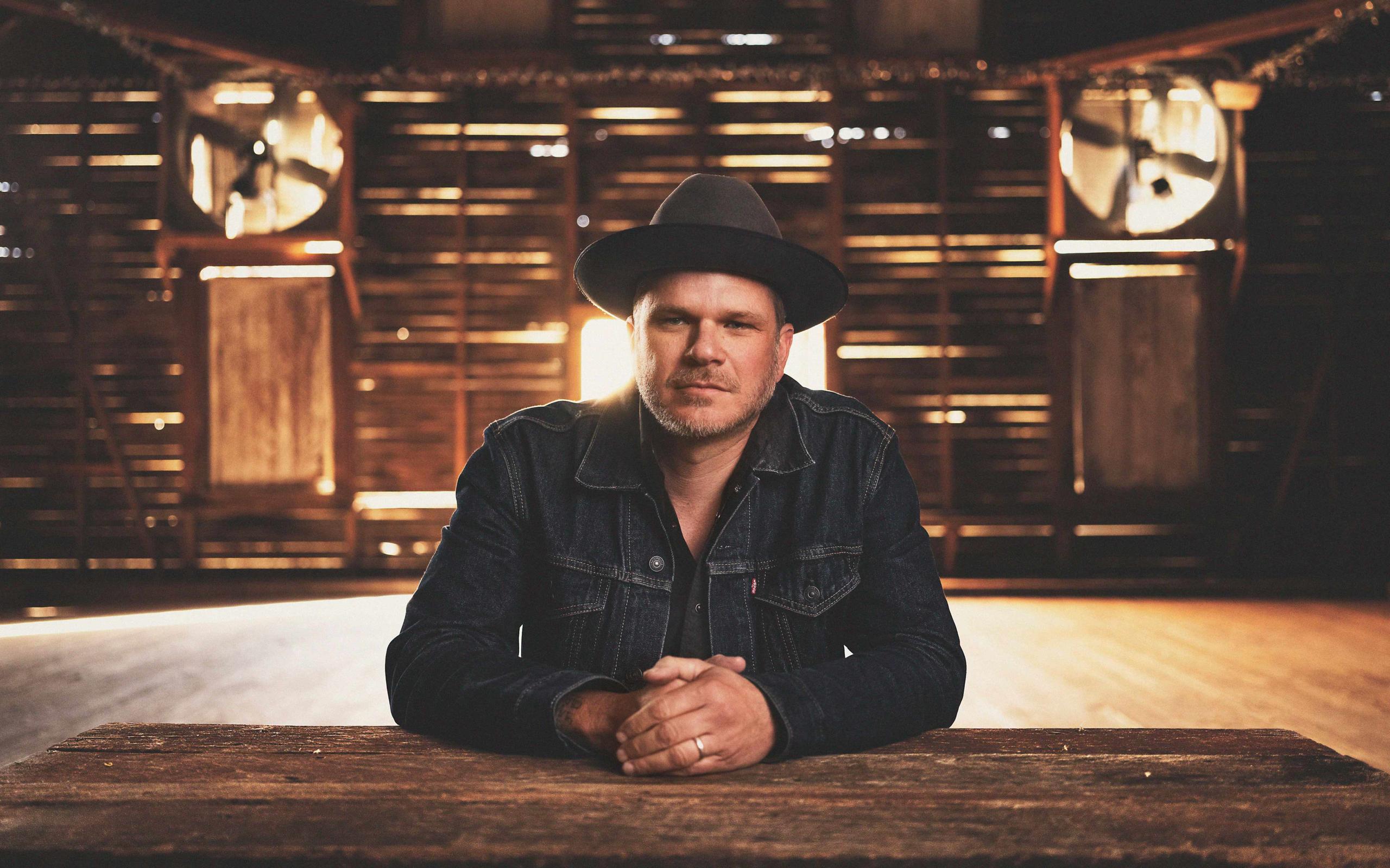 Jason Eady’s Contemplative New Album Explores the Perks of Getting ...